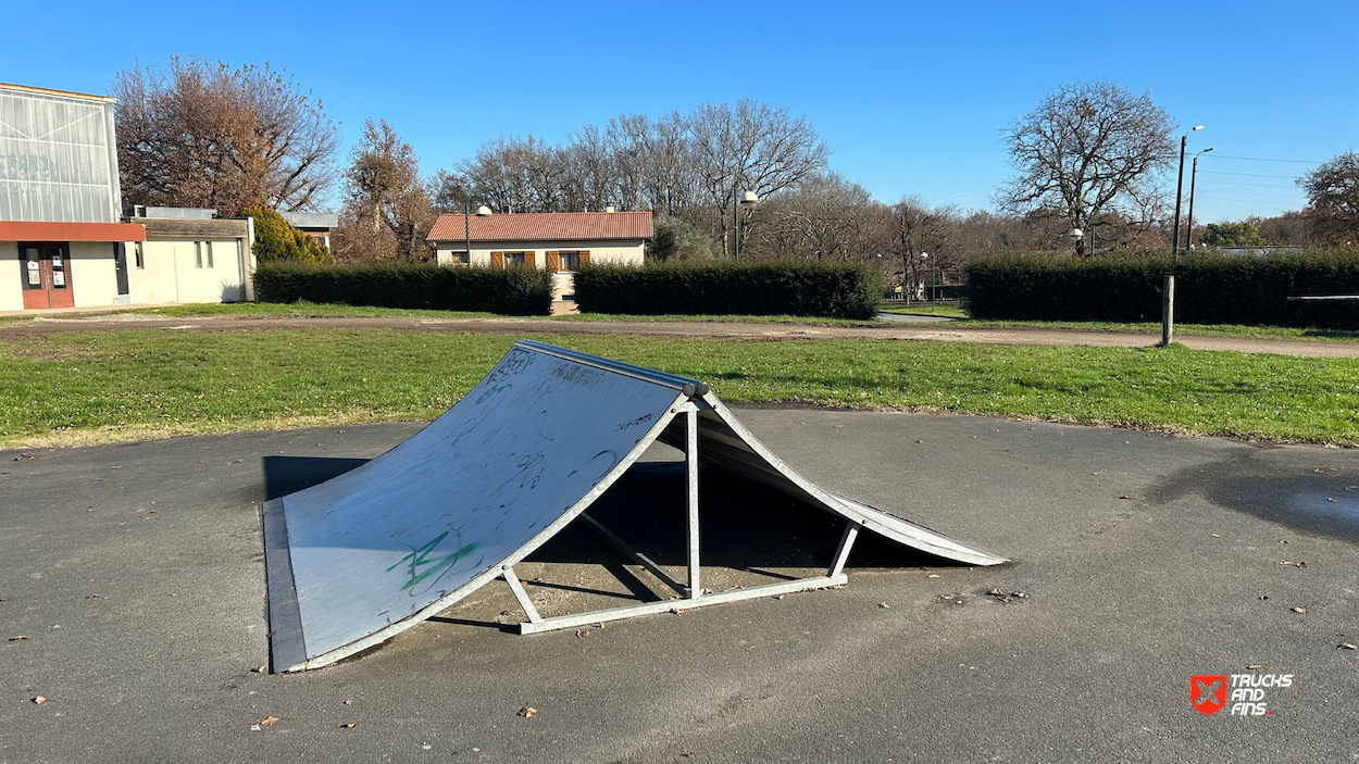 Carignan-de-Bordeaux skatepark